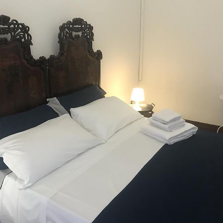Aragona Rooms Palermo Buitenkant foto