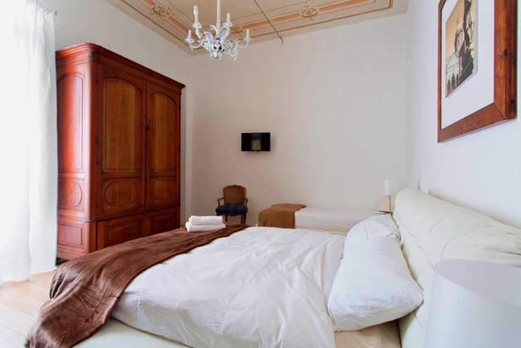 Aragona Rooms Palermo Buitenkant foto