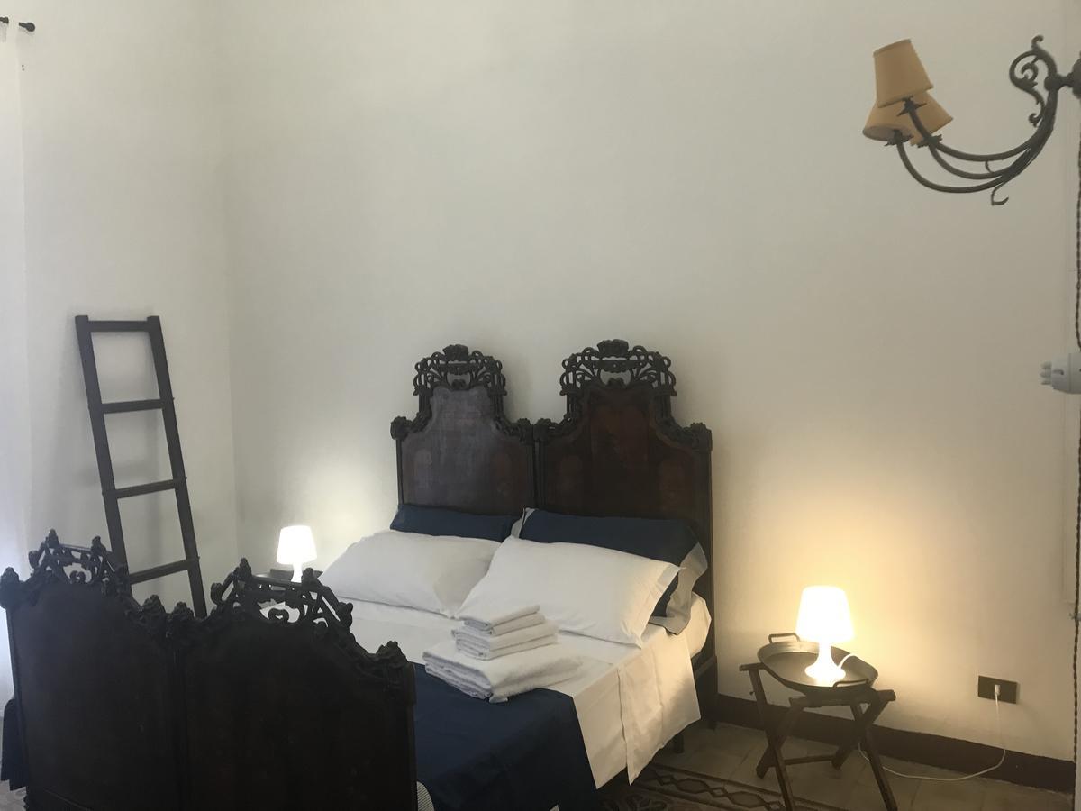 Aragona Rooms Palermo Buitenkant foto