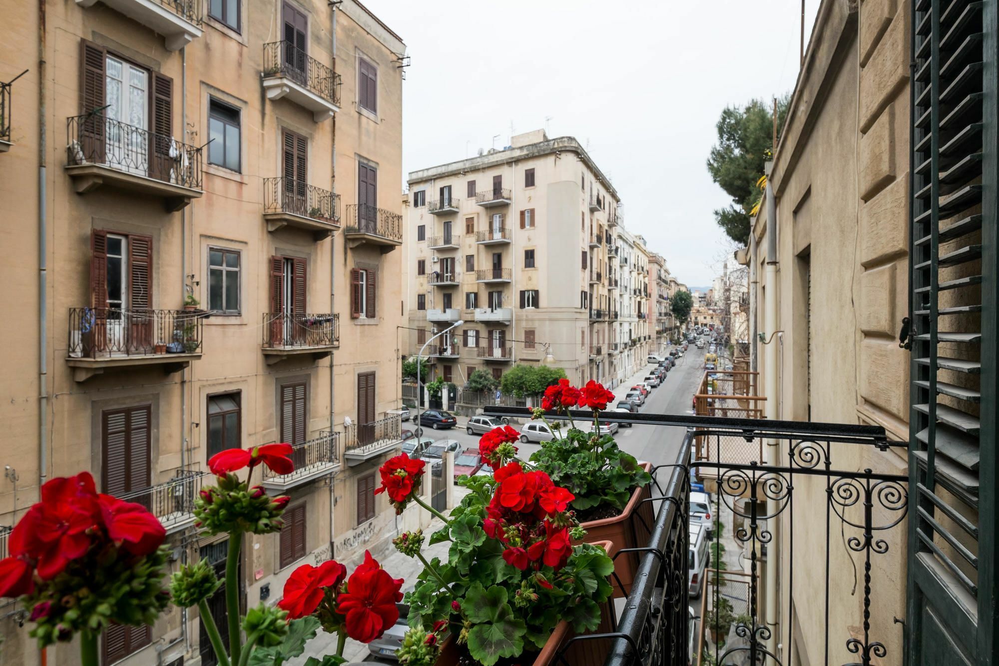 Aragona Rooms Palermo Buitenkant foto